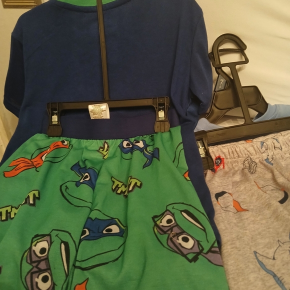 Two XS Boy Pajama Sets - Picture 10 of 11